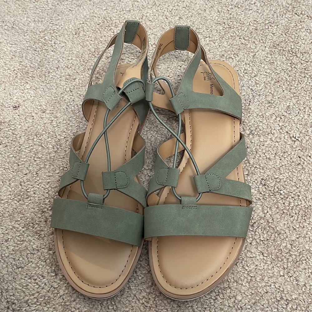Sandals Size 11